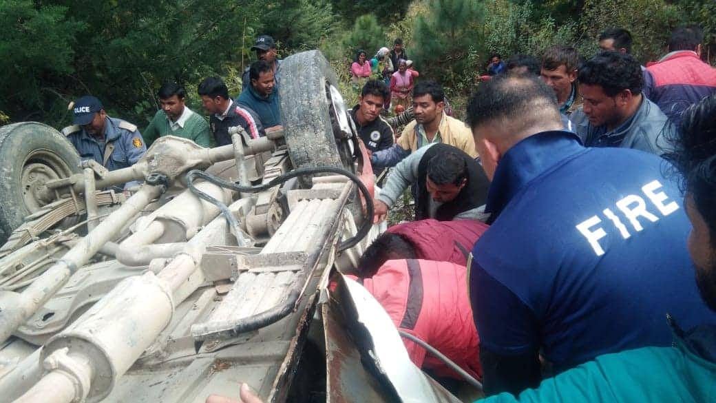 baraat vehicle fell in gorge at gopeshwar