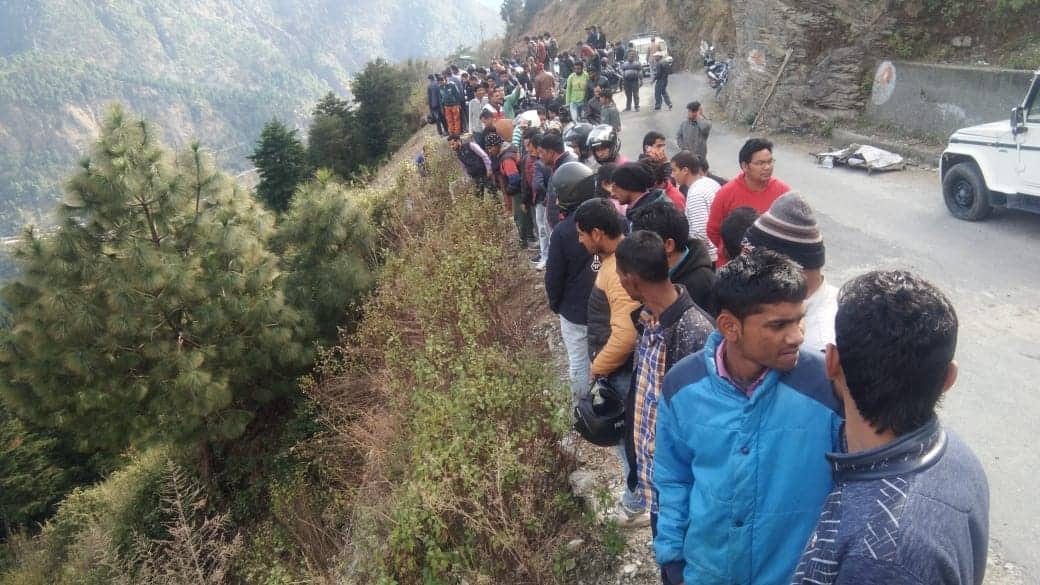 baraat vehicle fell in gorge at gopeshwar