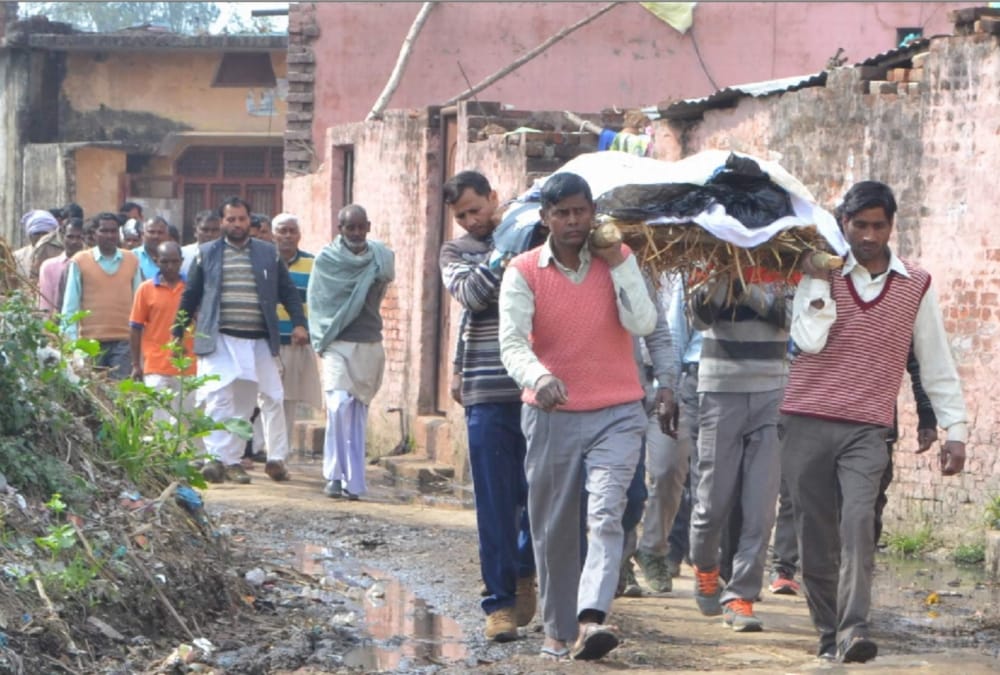 Poisonous Liquor case No space in village shamshan ghat for dead bodies funeral