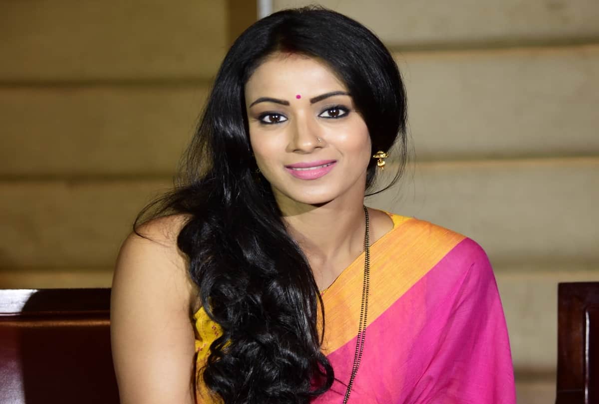 Barkha Bisht Will Play Jashodaben role In Pm Narendra Modi Biopic