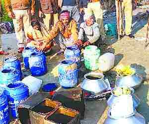 Ilicit liquor seized one arrested