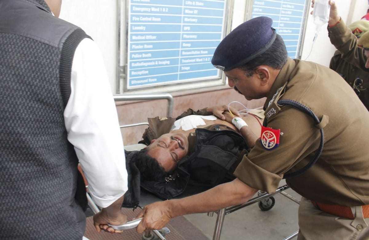 PAC soldier shoot himself and write suicide note in varanasi