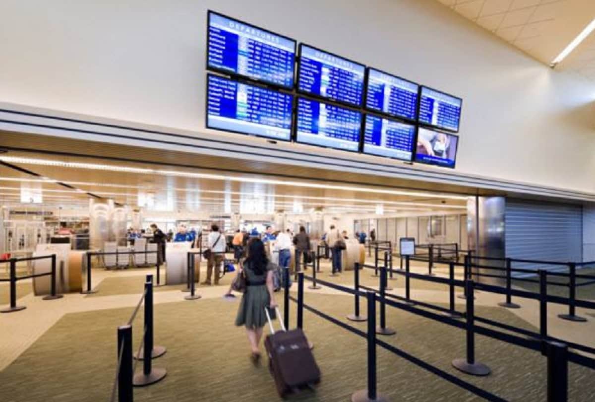 Goa customs officers arrest a woman for smuggling gold at Dabolim Airport