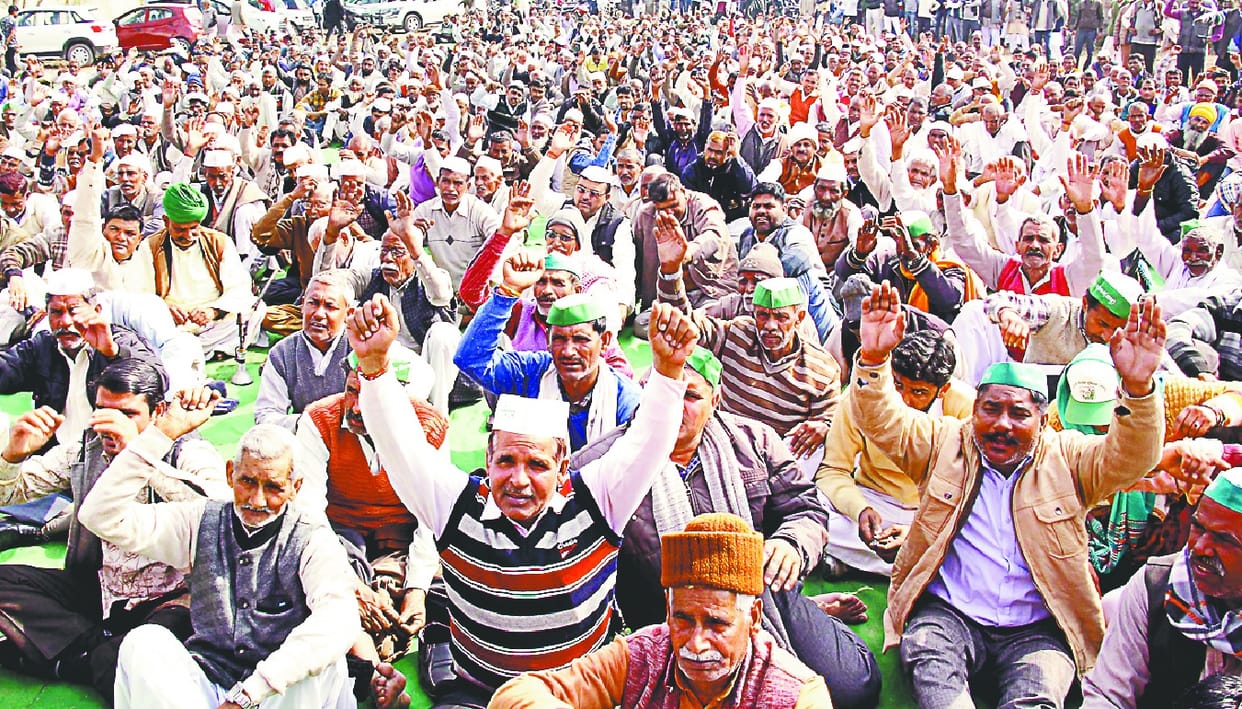 Against the government against the lathi charge