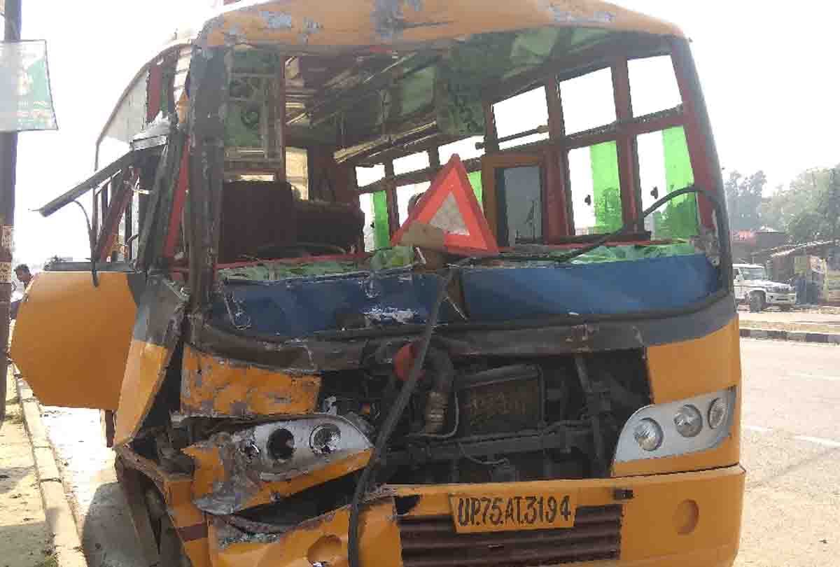 bus accident in fatehpur highway