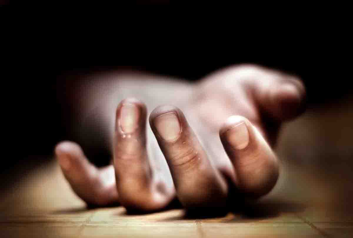 intermediate student suicide in kanpur