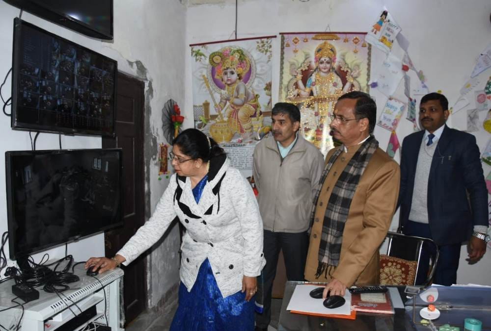 deputy cm arrives on up board exam centers talk to teachers and students
