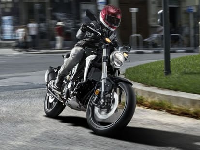 New launched 2019 Honda CB300R sold out Till May, 2019, 400 bikes booked in 25 days