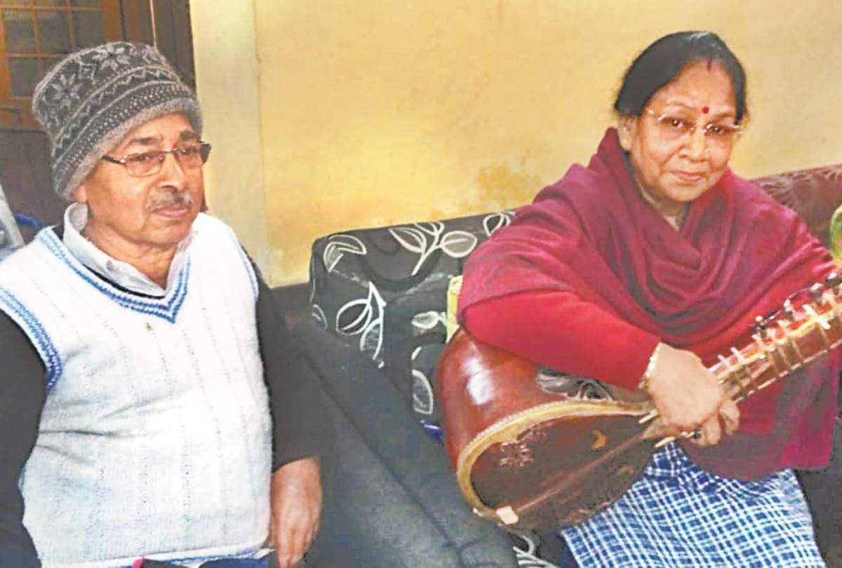 old people shared their memories on hug day