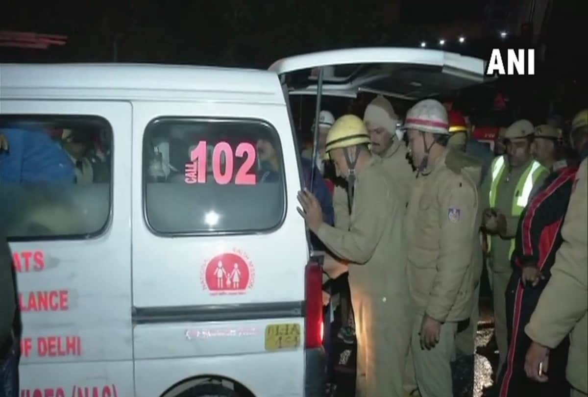 delhi hotel arpit palace catches fire in karol bagh 9 died more deads to happen see photos
