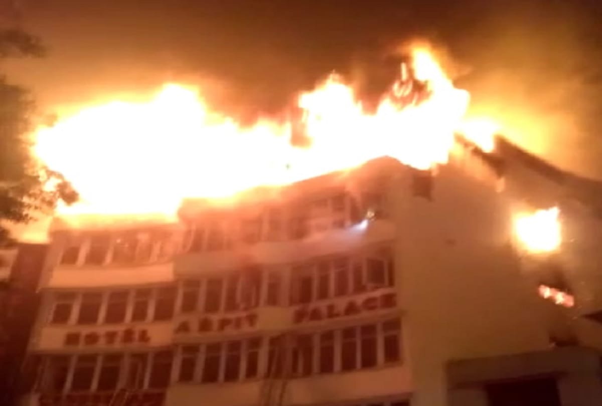 Arpit Palace hotel owners brother surrendered