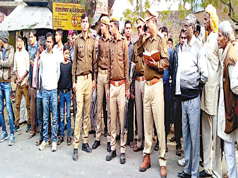 Student hanged, dies in suspected condition of maiden