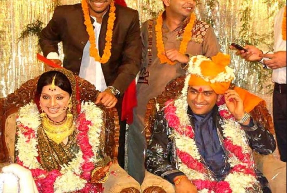 Ms dhoni talks about marriage, says Sakshi is in command at home