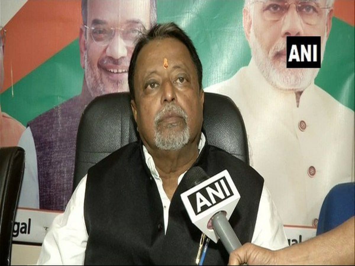 kolkata high court gave mukul roy relief from arrest till March 7