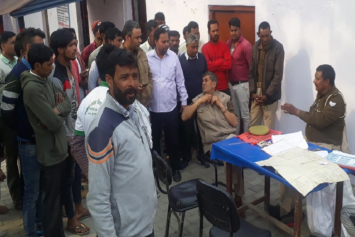 Muzaffarnagar, Controversy over encroachment and three people injured in UP