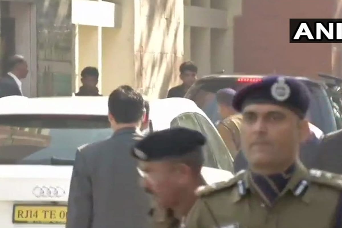 Bikaner Land Scam: ED will question Robert Vadra today, prepared list of questions