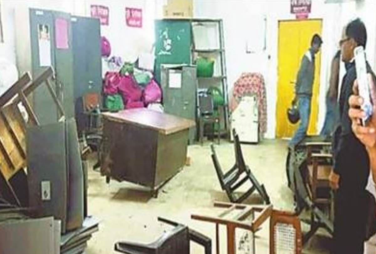 ruckus of workers of bhartiya kisan union in lucknow