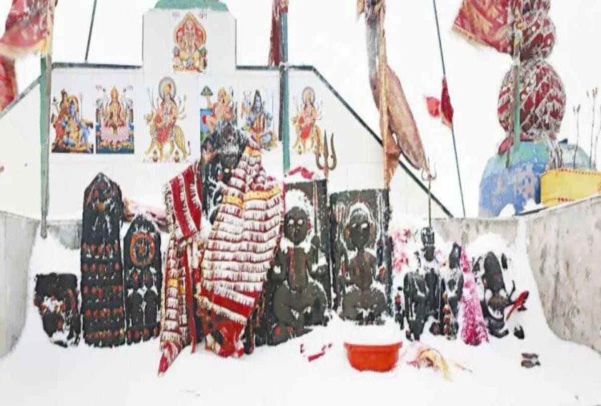 Unique story of shikari Mata Temple in mandi of Himachal