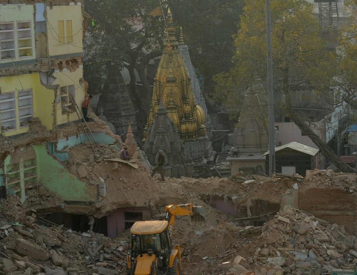 Kashi Vishwanath Temple Corridor increased by Fifteen thousand square meters