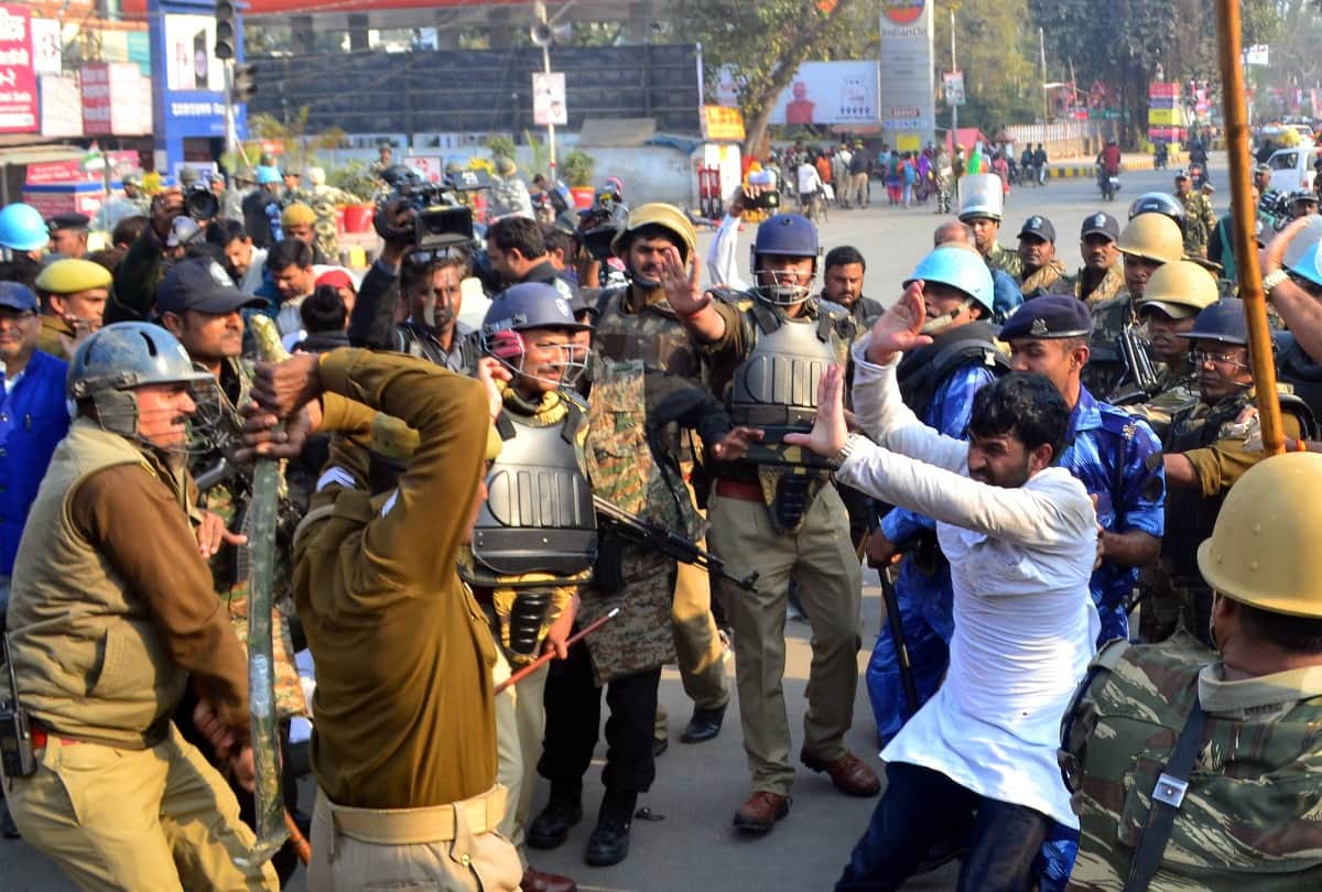 Prayagraj: Holidays at Allahabad University today and postponed examinations