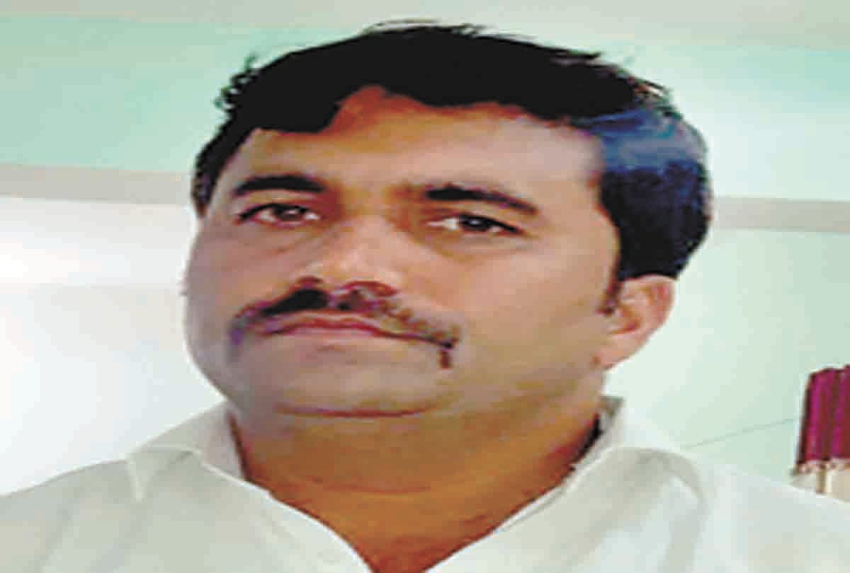 Pratapgarh:  STF and Special Team arrested gram pradhan