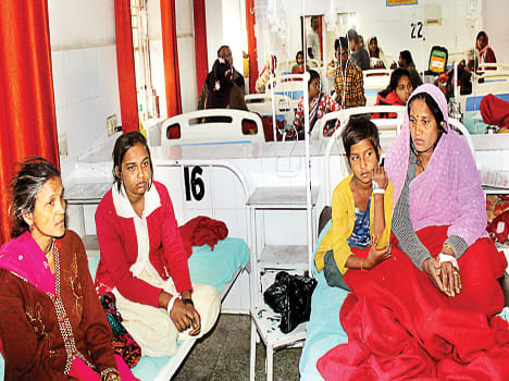 Laddoo family, six members unconscious