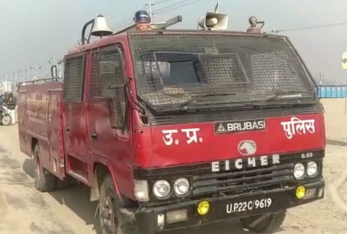 Kumbh 2019: Fire breakes out in Lalji Tandon camp kumbh mela prayagraj Photos