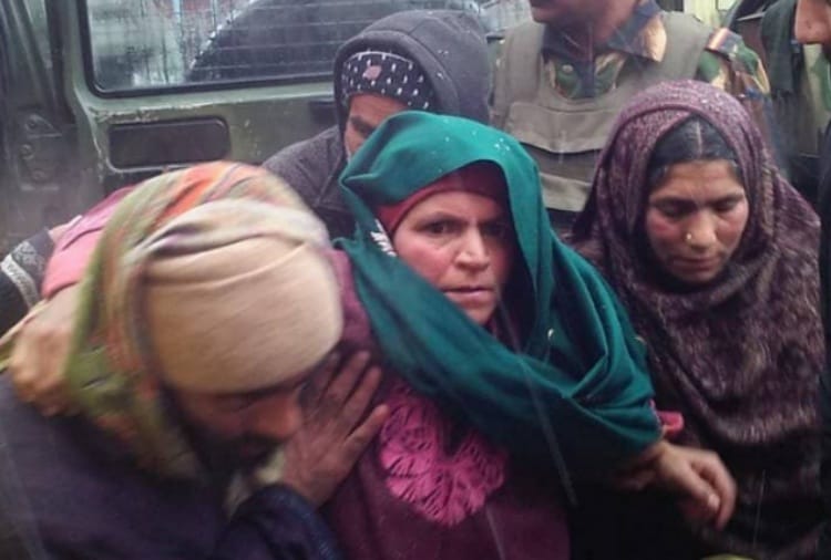 Indian Army Rescue Operation to Save Pregnant Lady Life in Jammu Kashmir