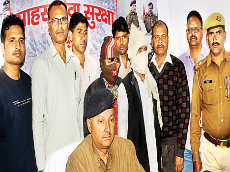Five tractor robbers arrested, two tractors recovered
