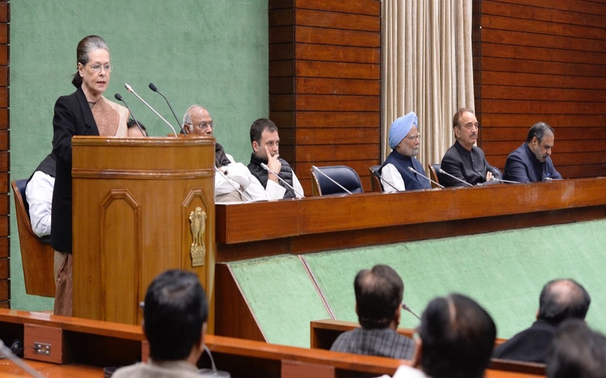Rahul Gandhi, UPA Chairperson Sonia Gandhi arrive for Congress Parliamentary Party meeting