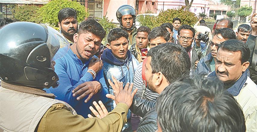 Teemardar was beaten by health personnel for abusing CMS