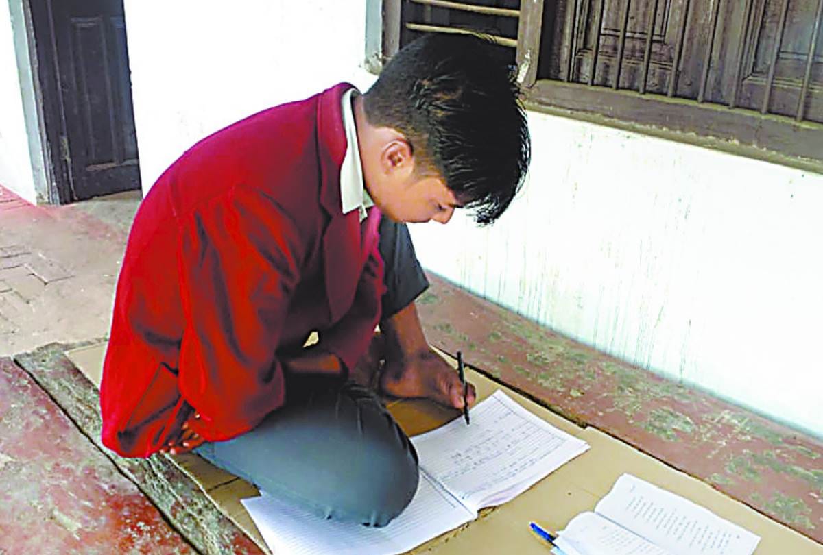 mismanagement in up board examination centers