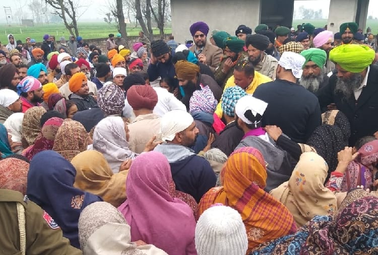 Shaheed Jawan's funeral in halwara of Punjab