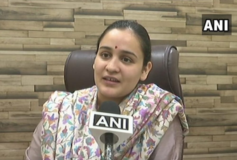 aparna yadav speaks on mulayam singh yadav's statement.