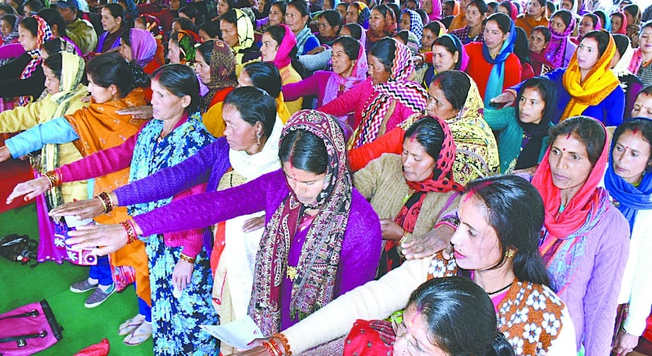 Be strong, self-sufficient and aware women