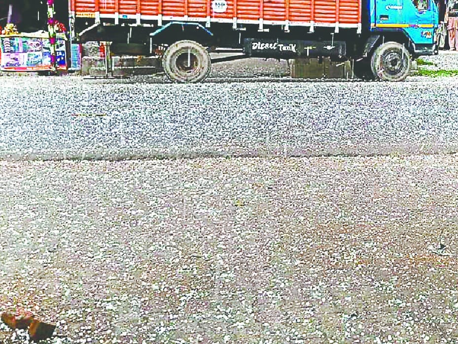 Teenager dies due to falling power
