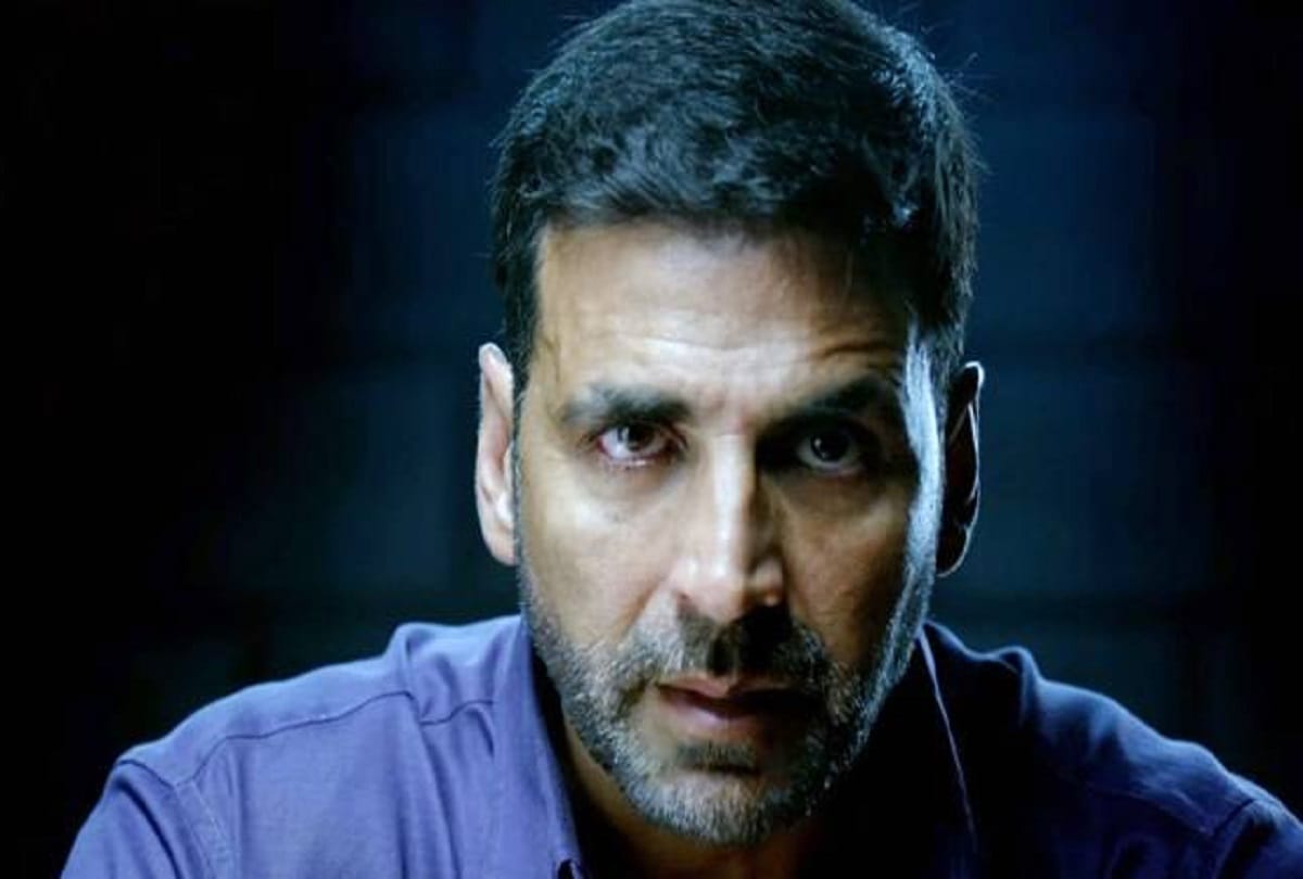 bollywood actors angery over crpf terror attack and comments on twitter