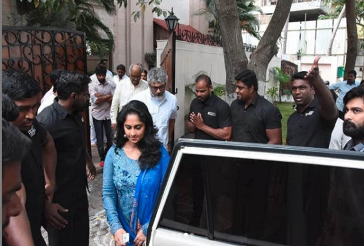 sridevi death anniversary boney kapoor organise pooja with janhvi kapoor and khushi kapoor