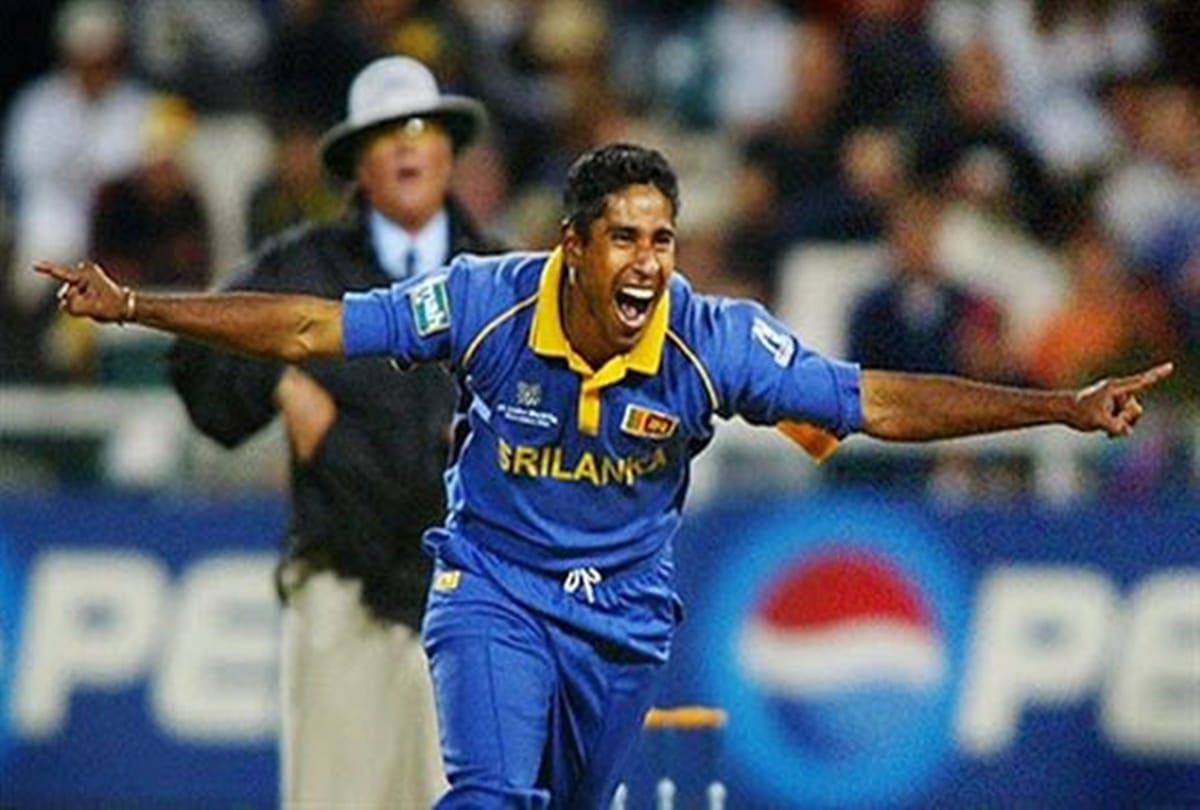 14 feb 2003: Chaminda vaas takes hat trick on valentines Day that year against Bangladesh