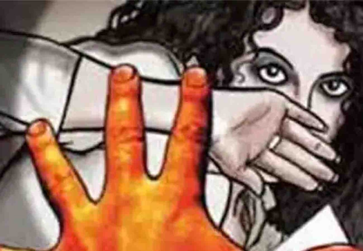 four boys misdeeded with teenager