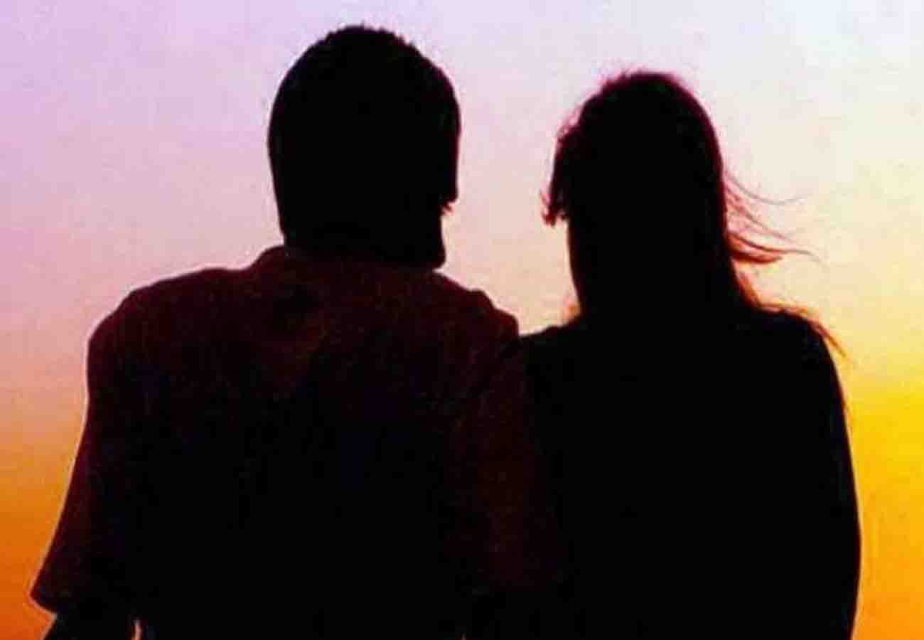 bride ran away with lover on marriage day