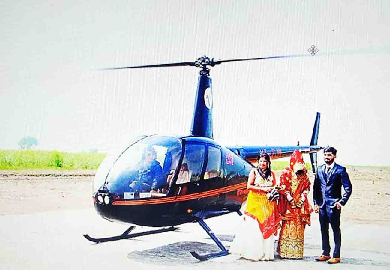 wedding on Valentine day and groom took away bride farewell by helicopter