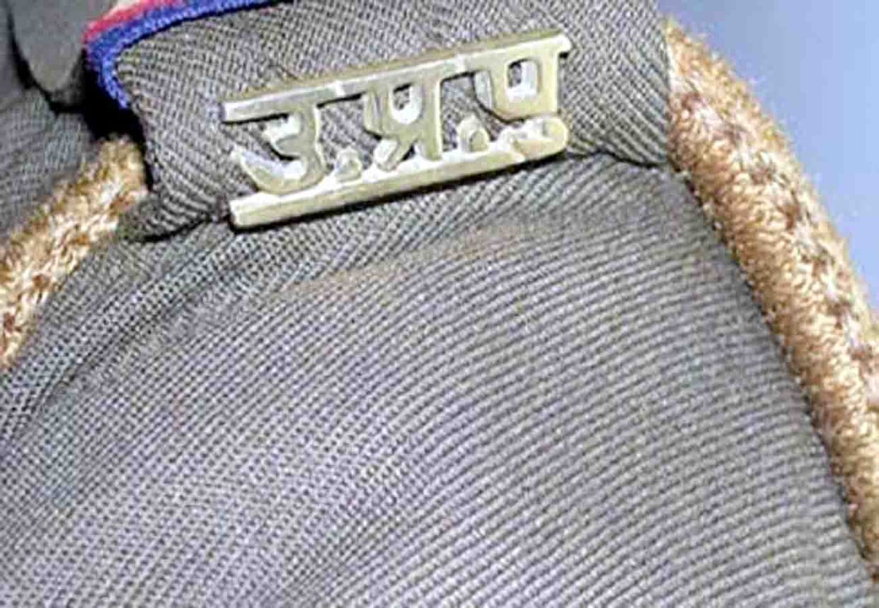 loot with woman in kanpur