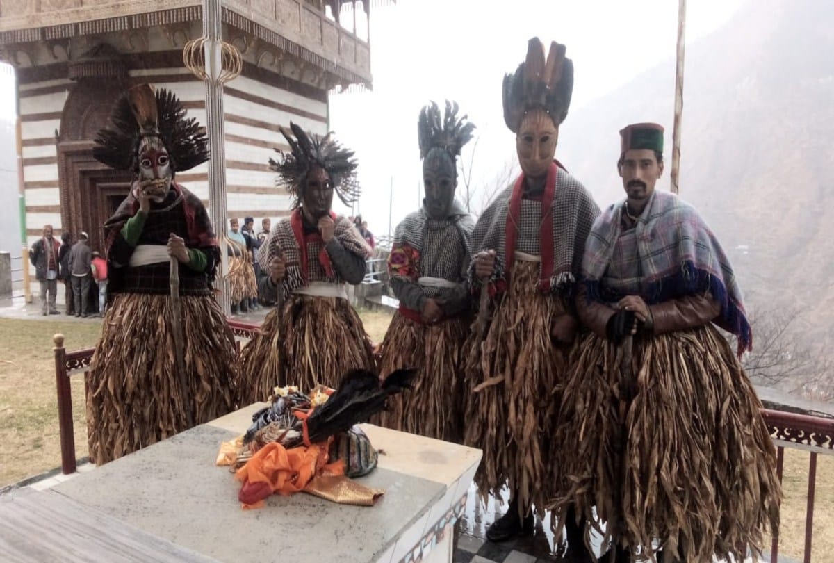 people dance Barefoot on the thorny bushes, in kullu himachal