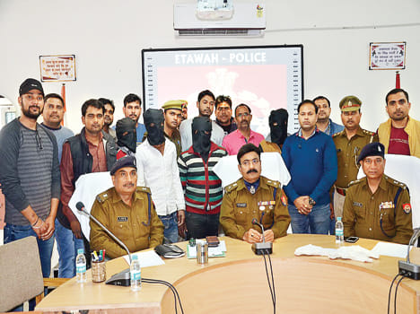 Arrested four gang members arrested