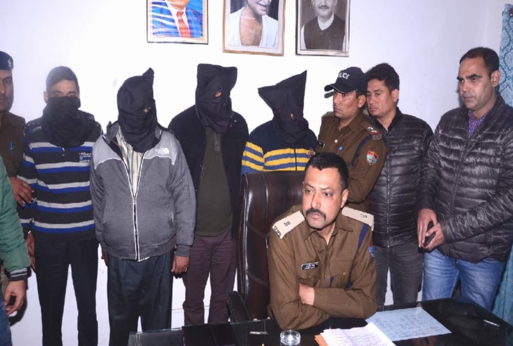 Poisonous Liquor death case in up and uttarakhand four accused arrested 
