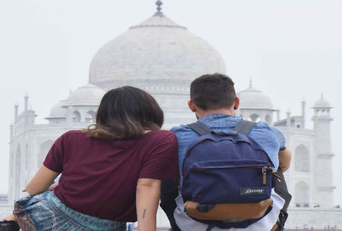 reduction tourists at Taj Mahal due to scorching heat
