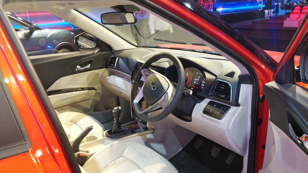 mahindra xuv 400 7-seater suv mahindra xuv400 7 seater price in india mahindra xuv 400 launch date