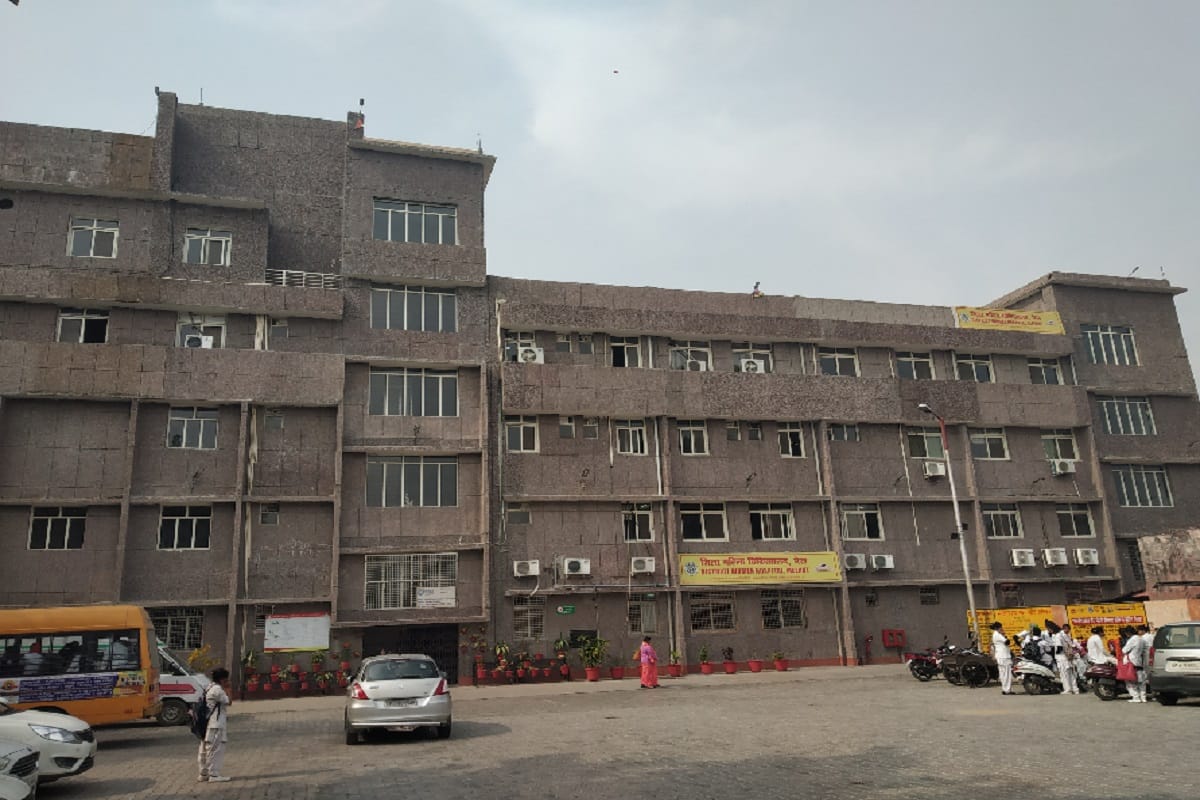 Meerut, tariff plan was implemented in district hospital, Now you will get treatment like private