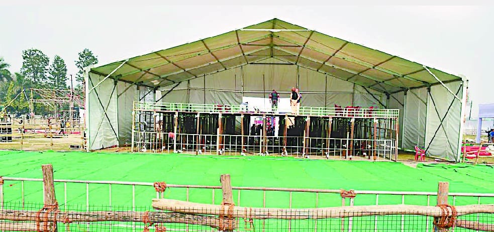 110 feet tall Stage For PM Modi